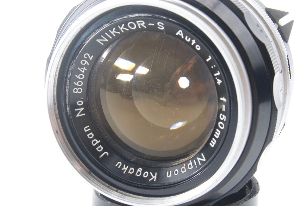 Nikon Nikkor-S Auto 50mm F1.4 オールドレンズ