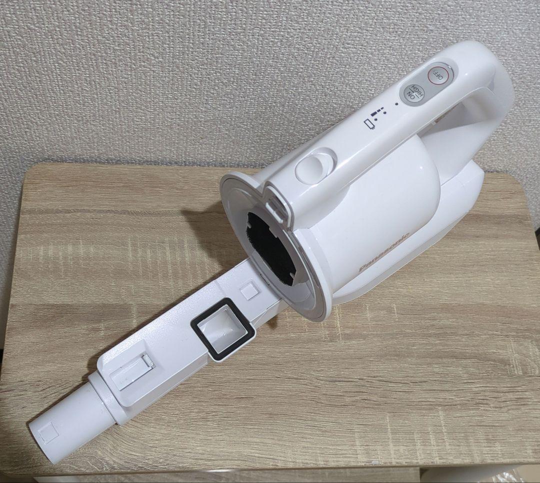 パナソニック サイクロン充電式掃除機 MC-SBV01-W 2025年製