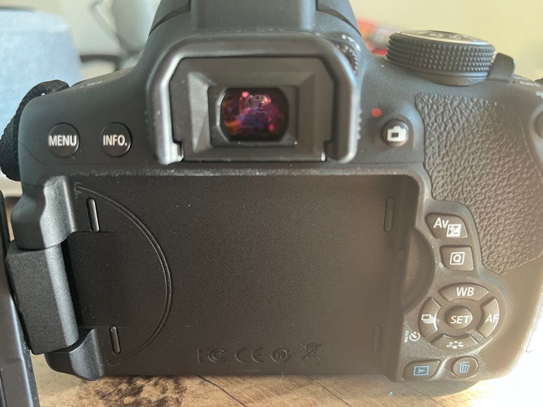 Canon 1眼レフ　kissx8i