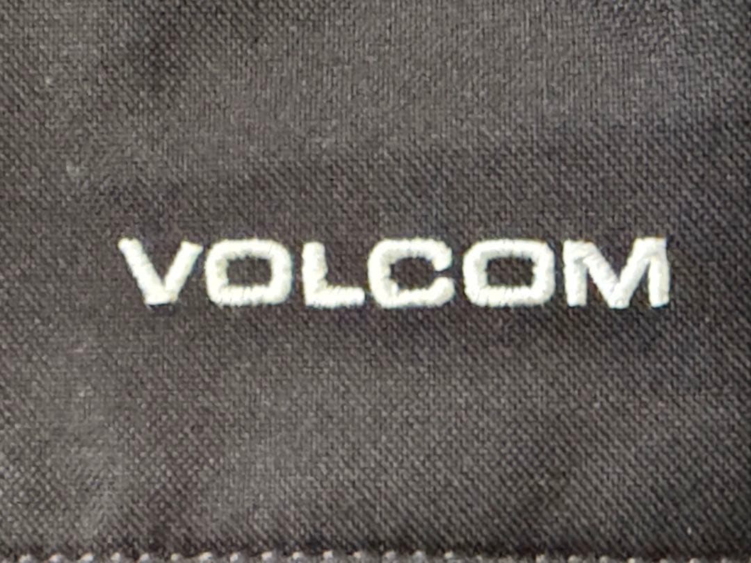 パ*つ様 VOLCOM GORE-TEX ブラックジャケット US/EU-XL