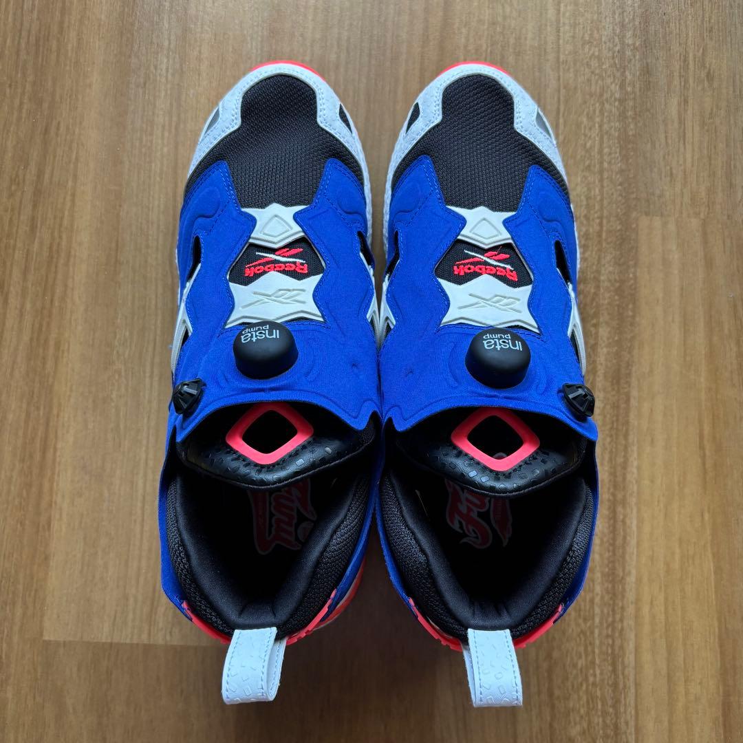 美品　REEBOK INSTA PUMP FURY 95 トリコロール　28.5