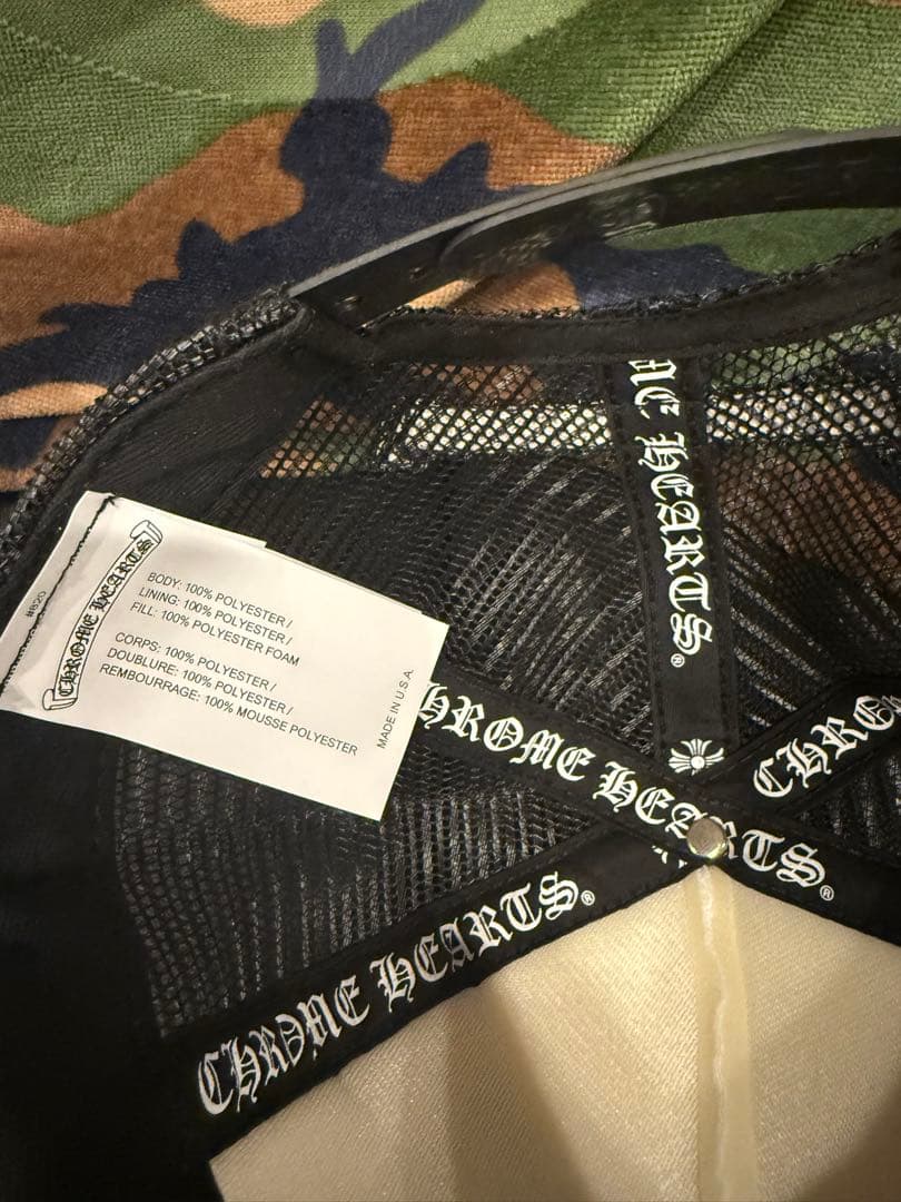 CHROME HEARTS マルチセメタリークロス　トラッカーキャップ