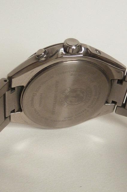 美品 CITIZEN アテッサ 電波ソーラー腕時計