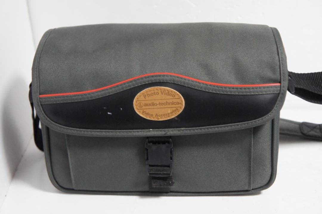 動作美品【録再OK】CCD TRV60 Hi8ビデオカメラ 8mm 0113