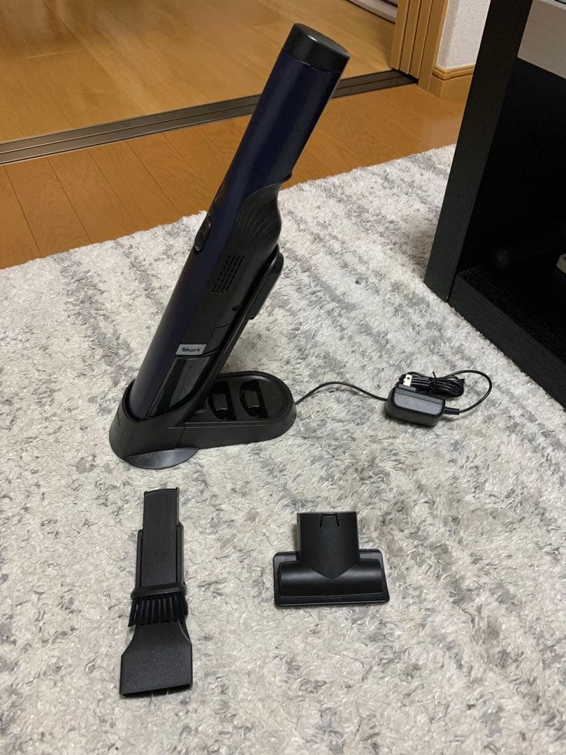 SHARK シャーク EVOPOWER WV210J 充電式ハンディクリーナー