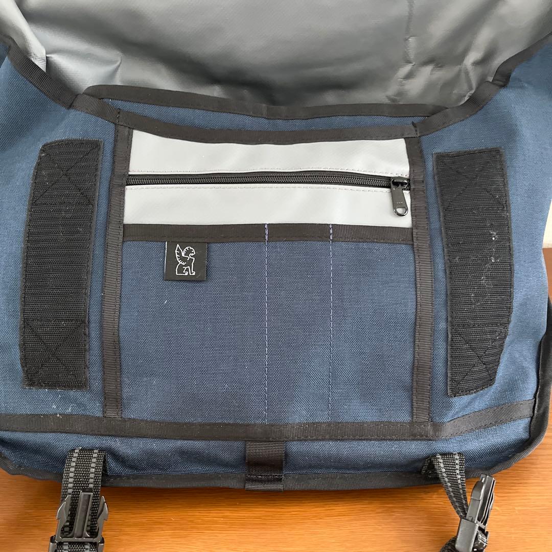 CHROME ライド・メッセンジャーバッグ ネイビー/ブラック