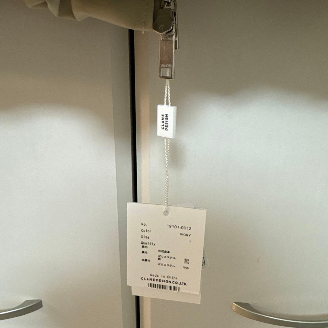 新品タグ付きCLANE フェイクレザーブルゾン01