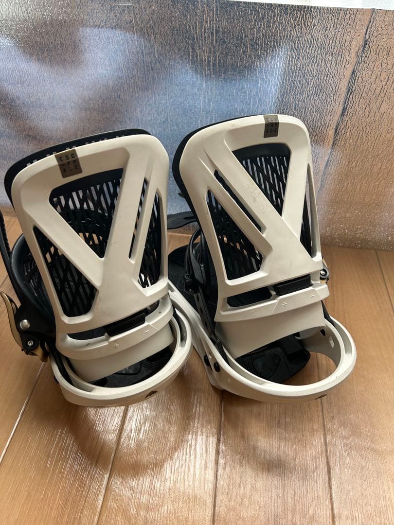 ウィメンズ Burton エスカペイド　Re:Flex バインディング　M