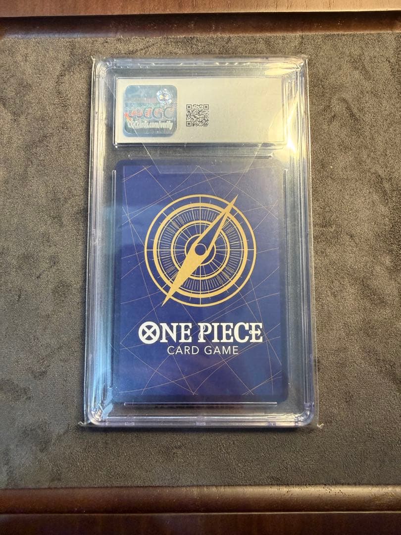 CGC10 ワンピースカード2024 ボア・ハンコックP-066 プロモ