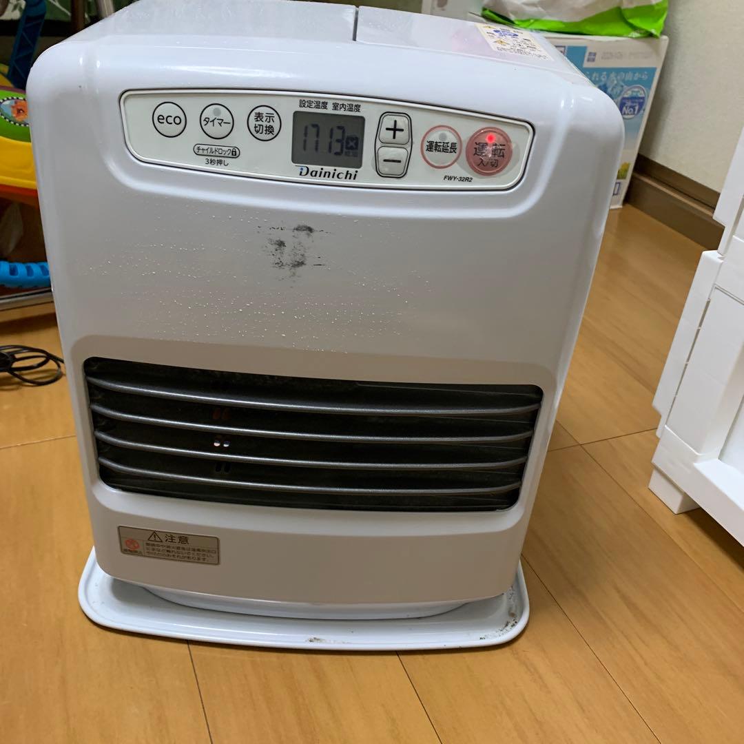 ダイニチ ブルーヒーター　FWY-32R2 ムーンホワイト　2023年製