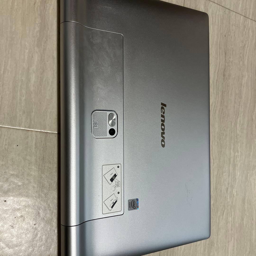 YOGAタブレット2