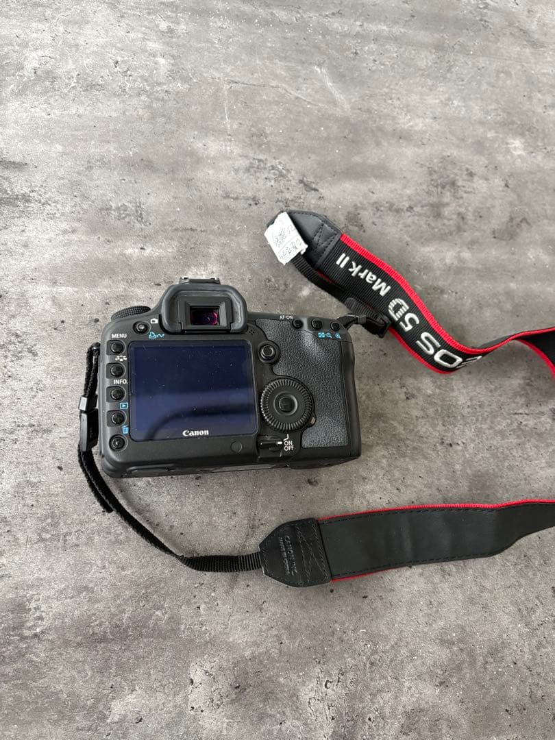 Canon EOS 5D Mark II デジタル一眼レフカメラ