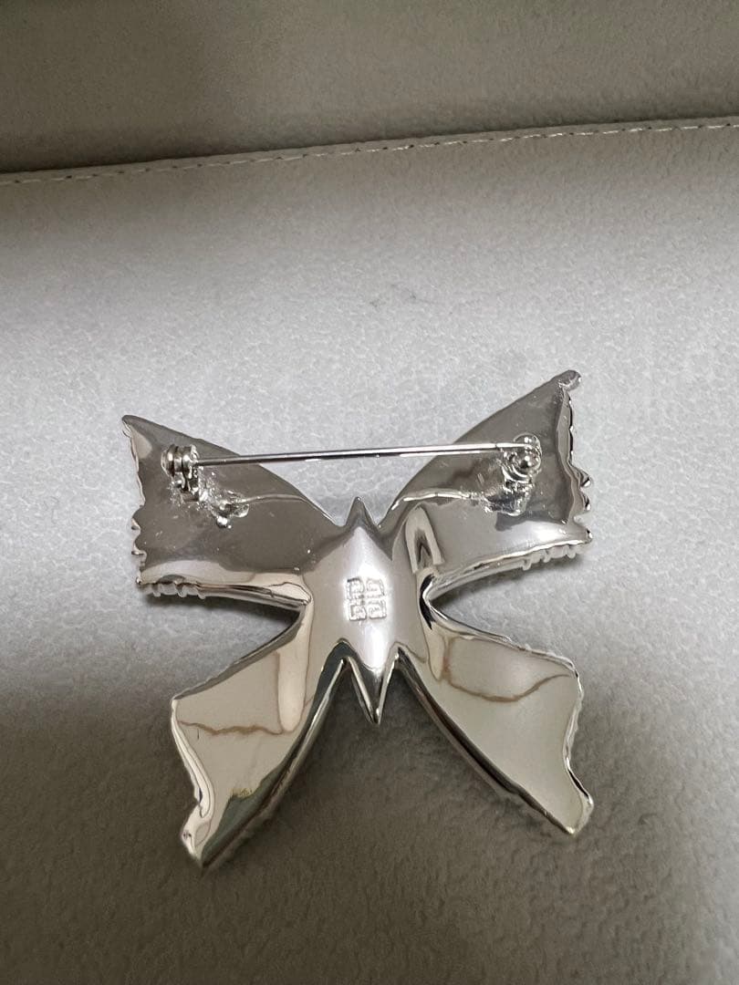 蝶のブローチセット