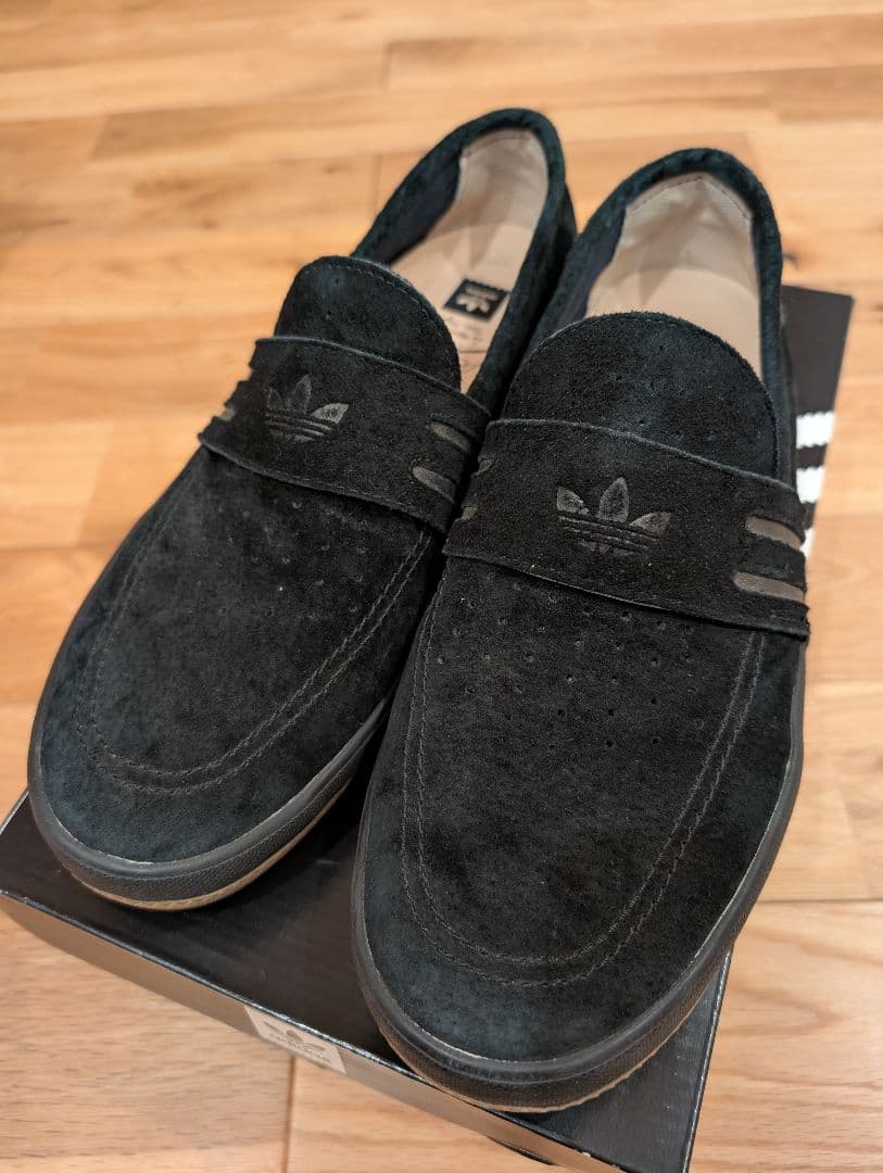 美品 adidas アディダス 26cm ローファー スリッポン