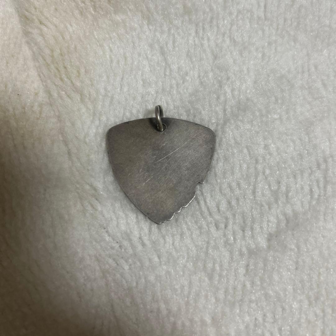 undercoverのペンダント