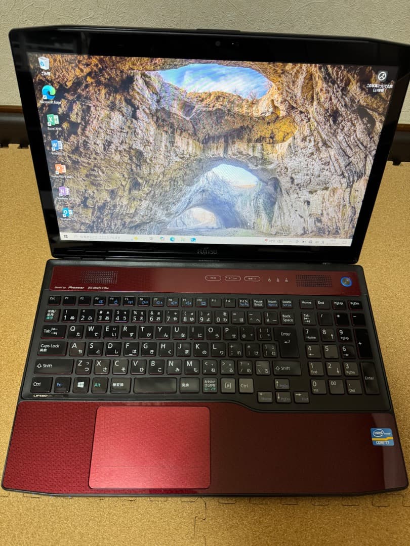 富士通 ノートPC タッチパネル＆Office搭載