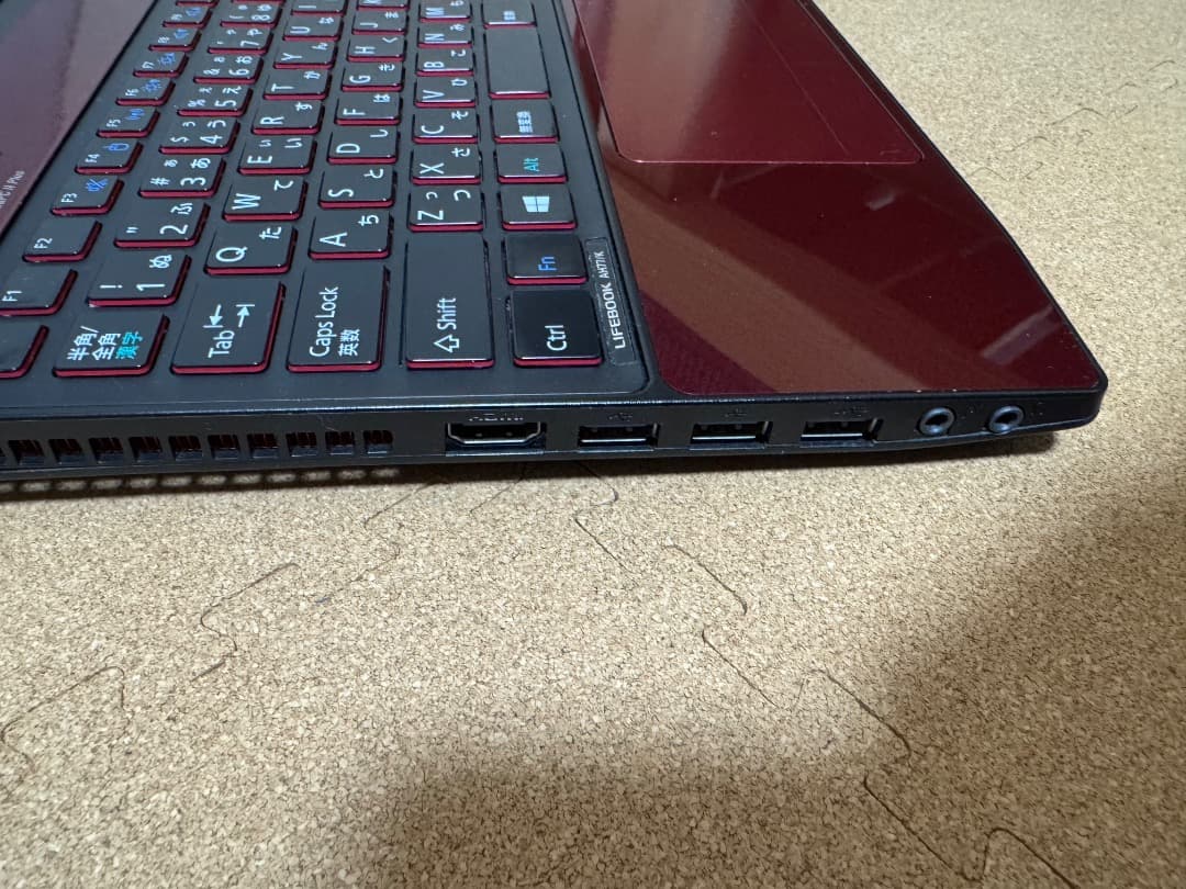 富士通 ノートPC タッチパネル＆Office搭載