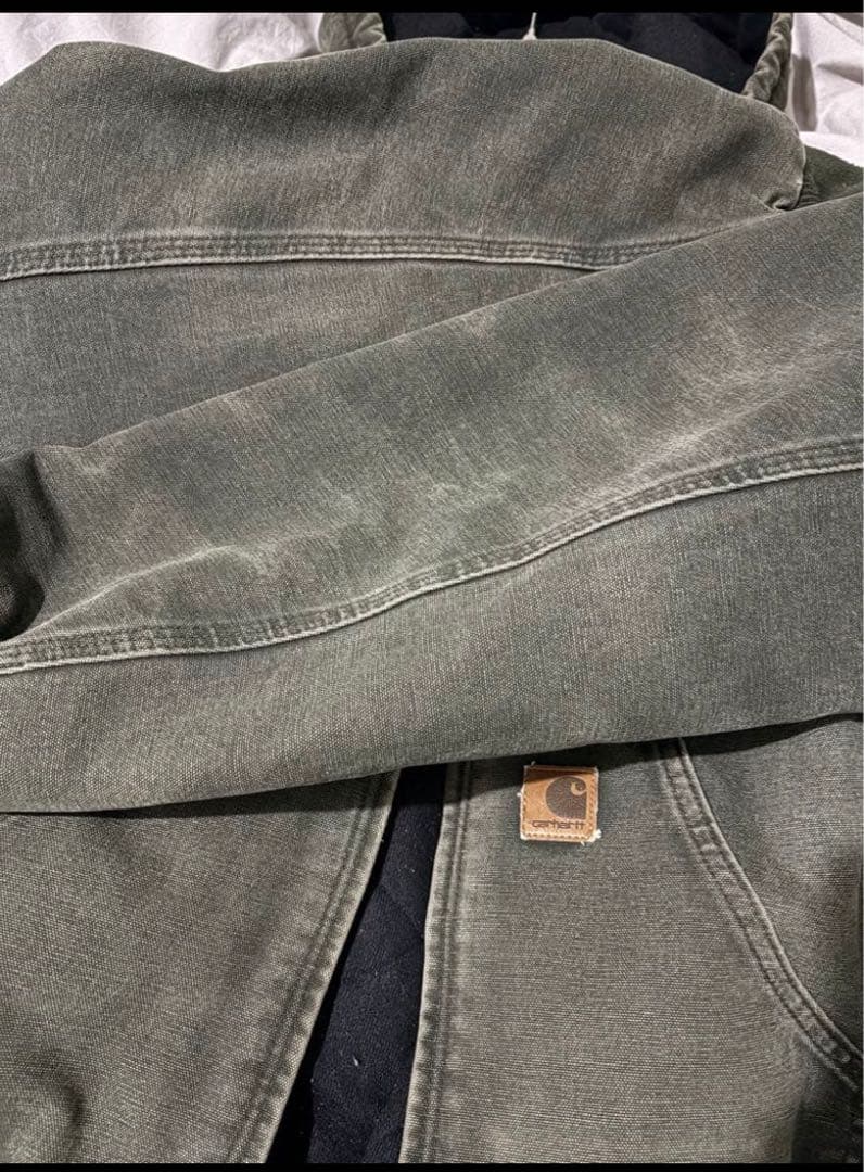 新品(現地購入)カーハートアクティブジャケット J130-M MOSS S 廃盤