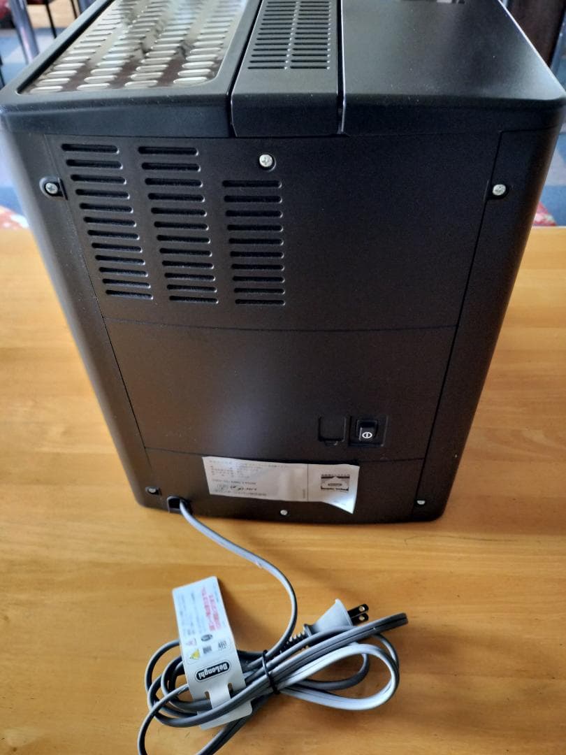 デロンギ マグニフィカ 全自動コーヒーマシン ESAM04110BH 美品