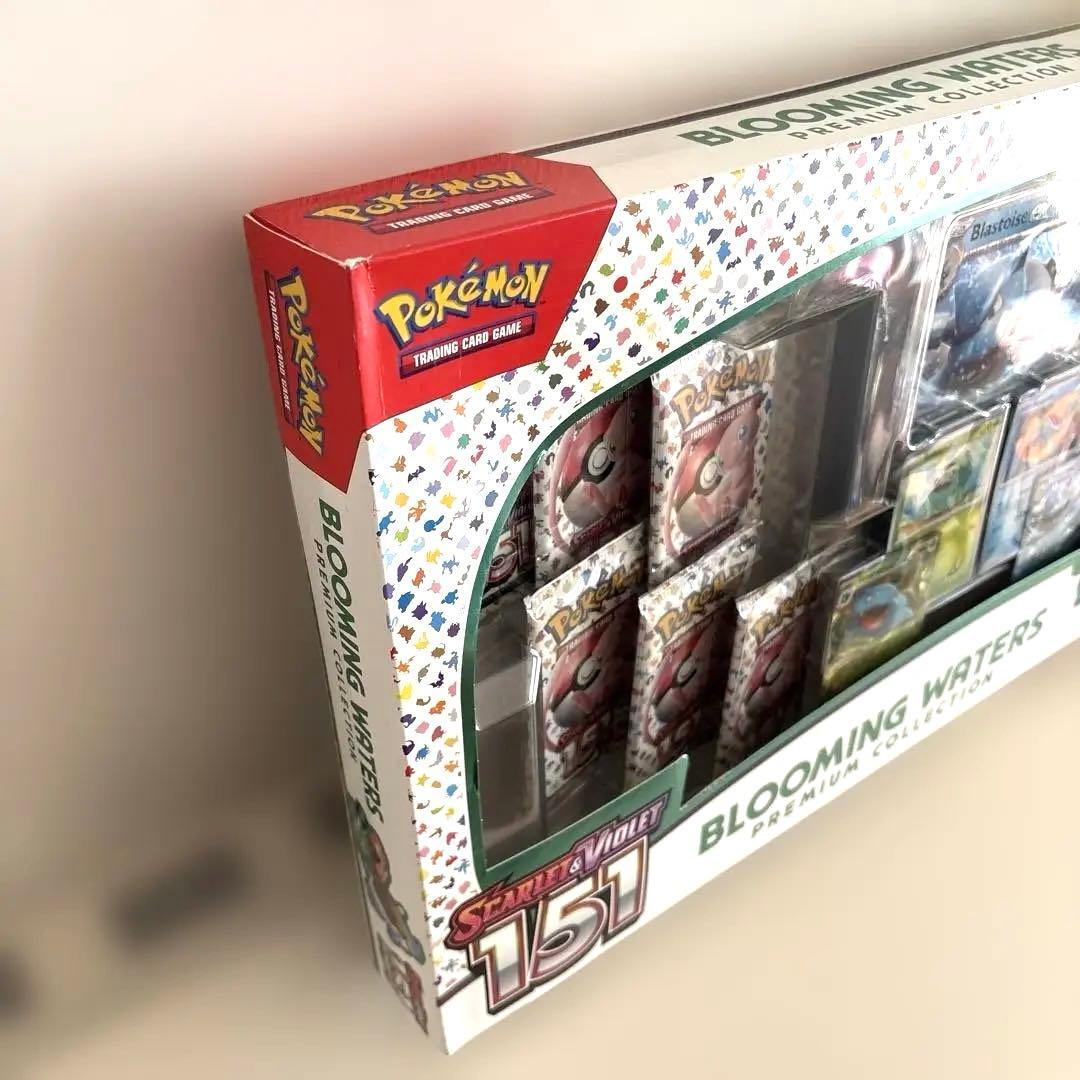 【海外版】ポケモン151 Blooming Waters プレミアムコレクション