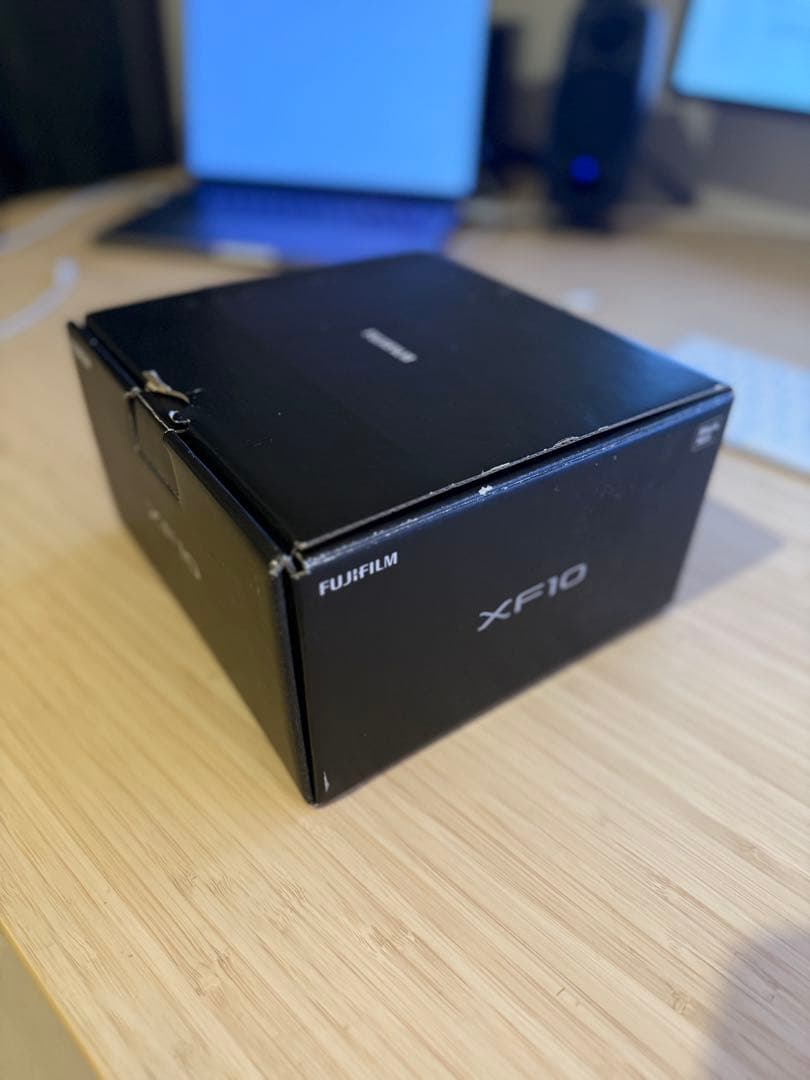 Fujifilm XF10 富士フィルム コンパクトデジタルカメラ