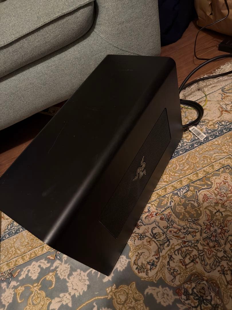 t*d様 Razer Core X Chroma 外部グラフィックエンクロージャ