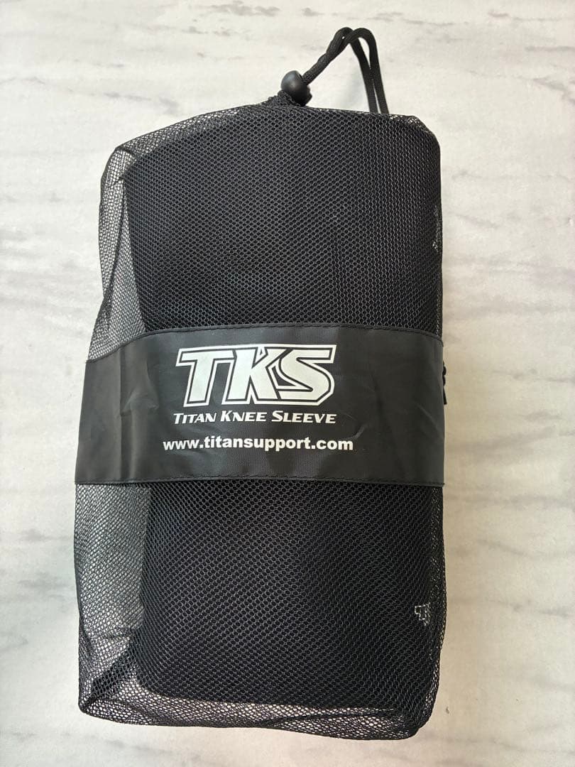 TITAN TKS ニースリーブSサイズ