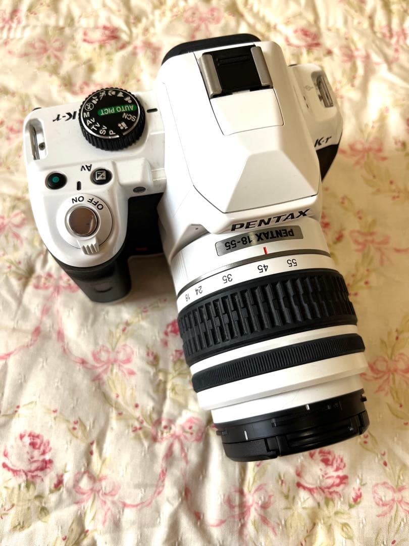 【最大値下げ】PENTAX K-r ホワイト デジタル一眼レフカメラ