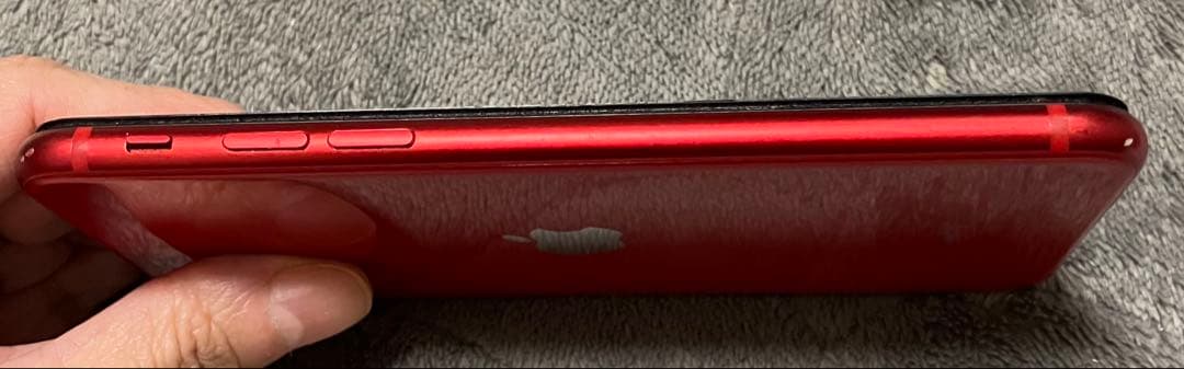 フ*ん様 Apple iPhone SE 第2世代(64GB) RED レッド