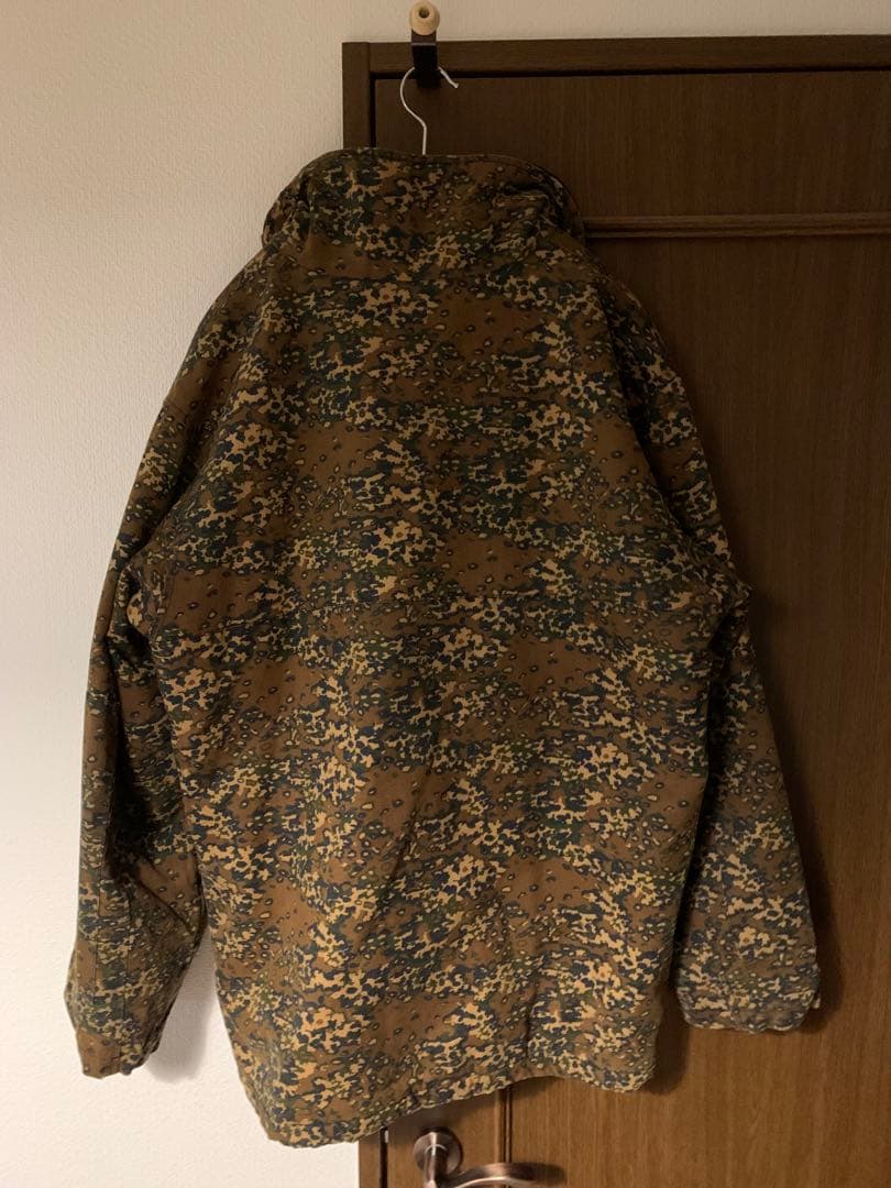 希少　A.P.C. オイルドジャケット　迷彩　ハーフジップ