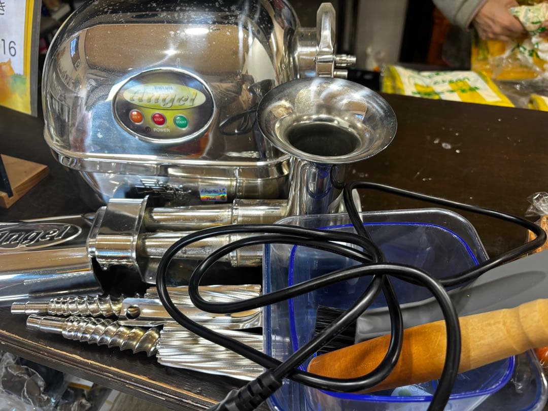 エンジェルジューサー　ピカイチ野菜くん　angel コールドプレスジュース