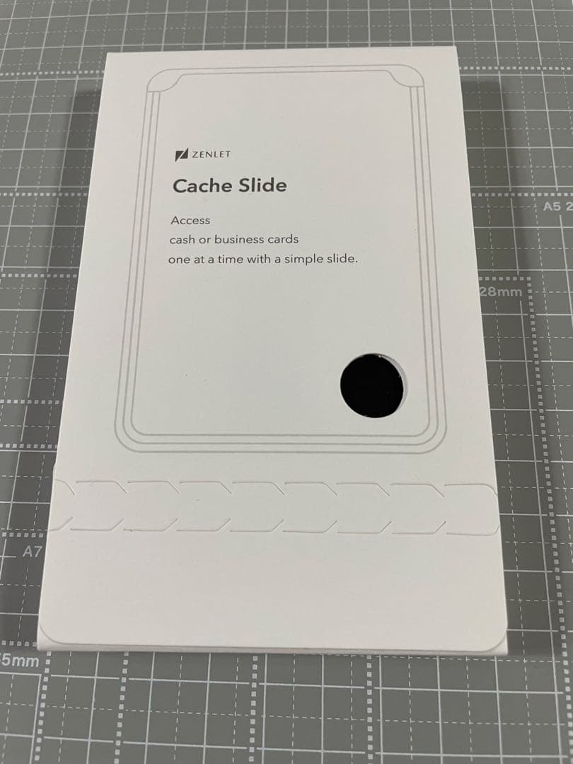 【新型】Zenlet 3 Pro Max スペースグレーとパネル3点