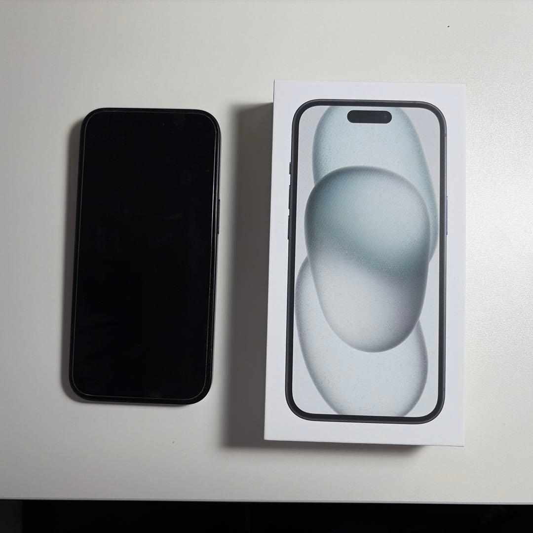 Apple iPhone 15 ブラック本体