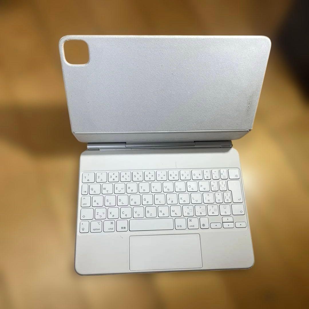 magic keyboard 11インチ対応