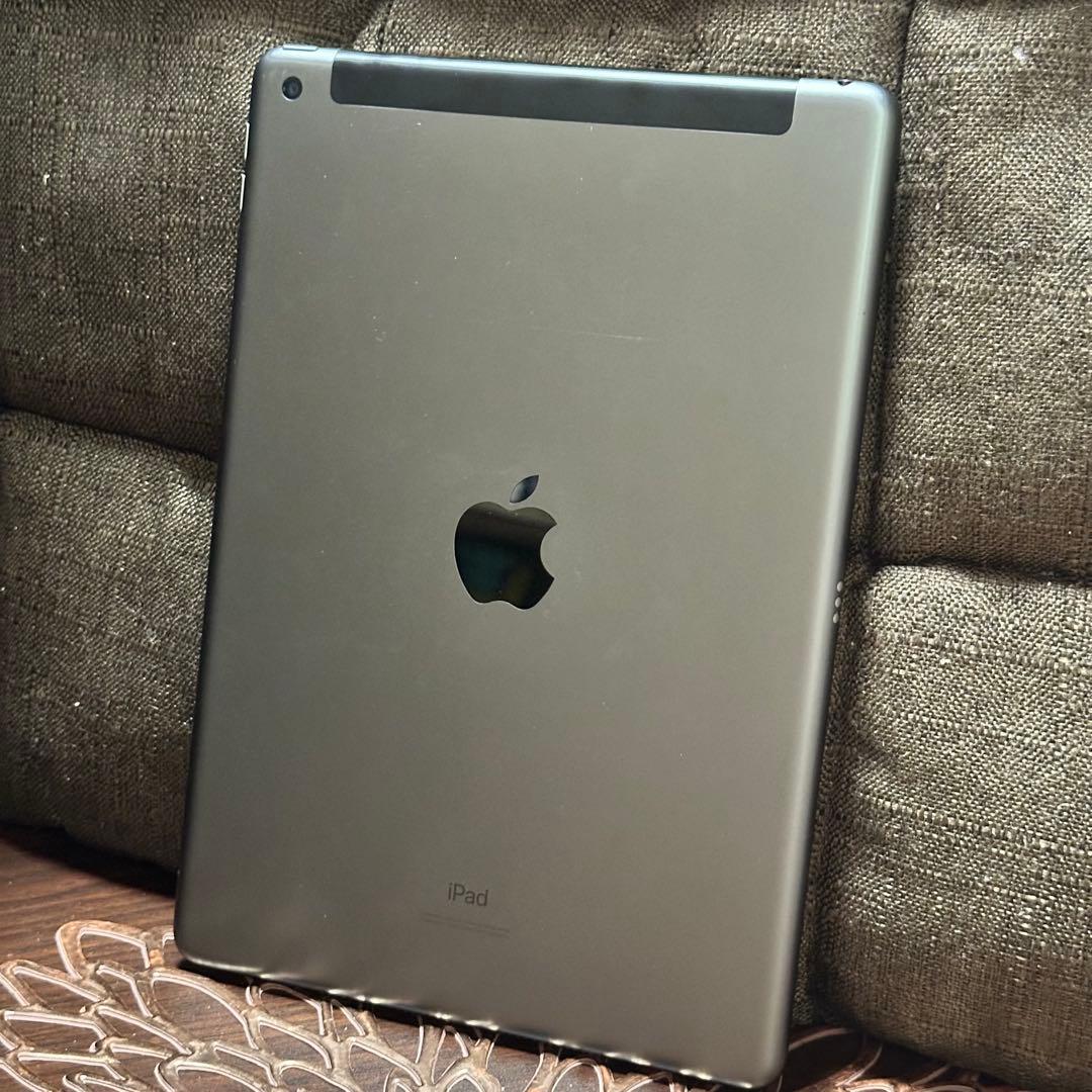 iPad スペースグレー 本体