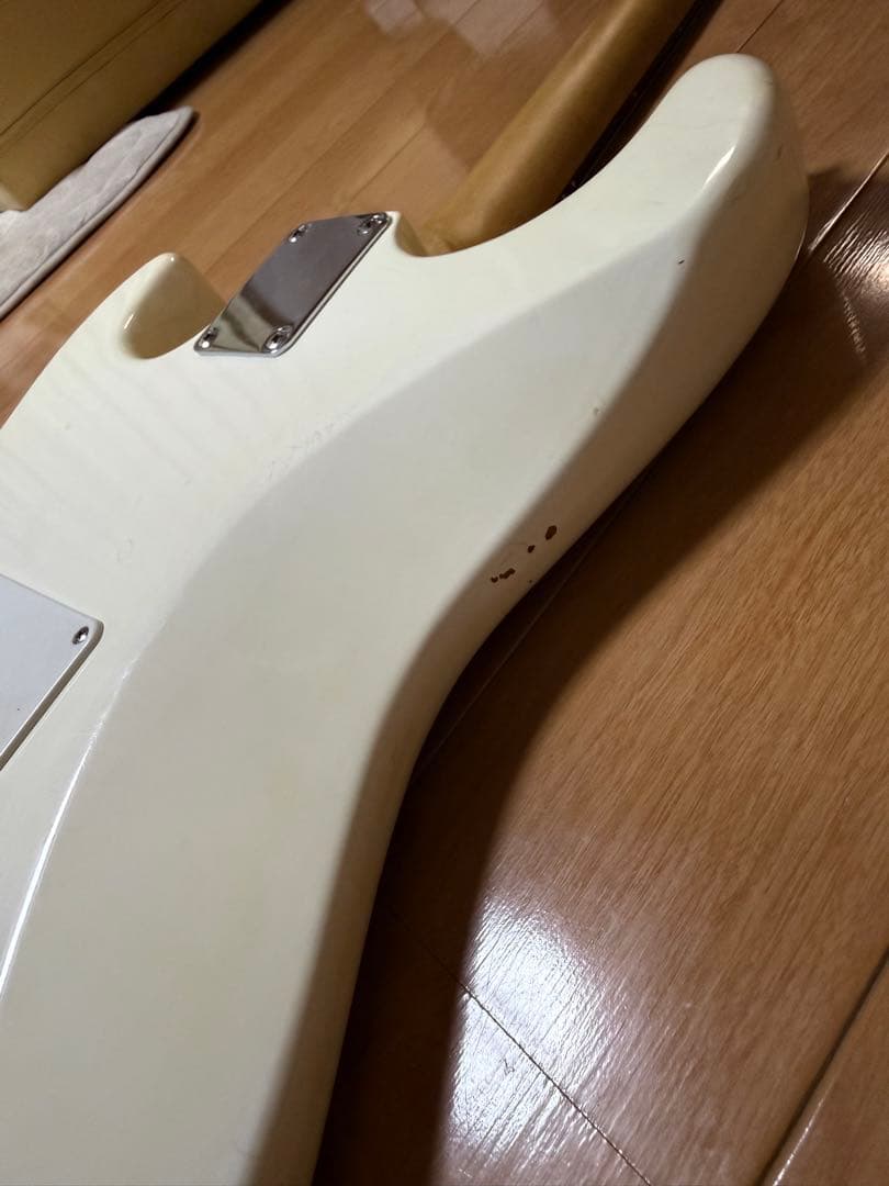 ストラトキャスター エレキギター Stratocaster ストラト　ホワイト