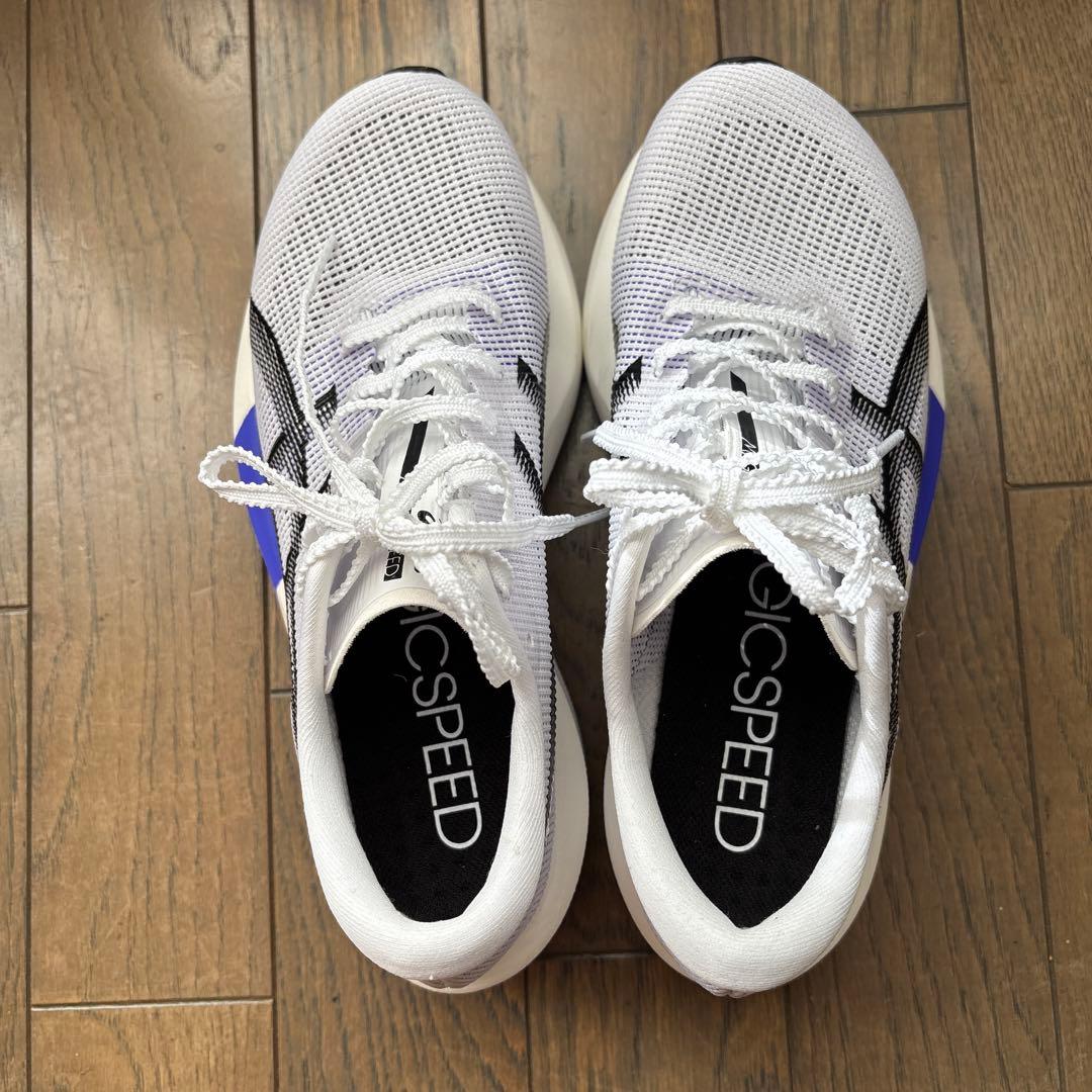ASICS マジックスピード5ランニングシューズ ホワイト　23cm