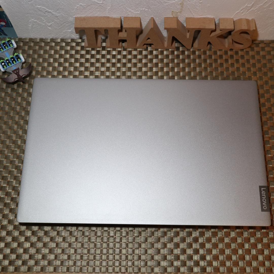 小型！Win11公式対応10世代Corei5/メ8G/新品SSD/無線/HDMI