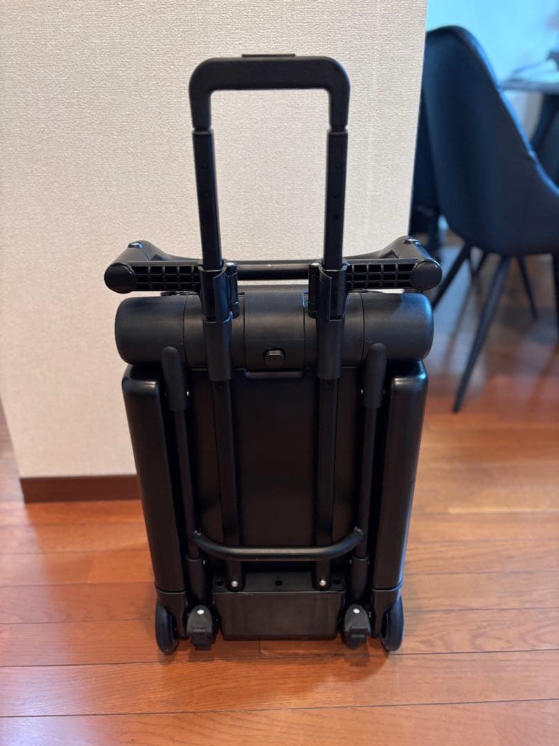 キッズトラベル　キャリーNEO 子ども乗れるキャリーケース