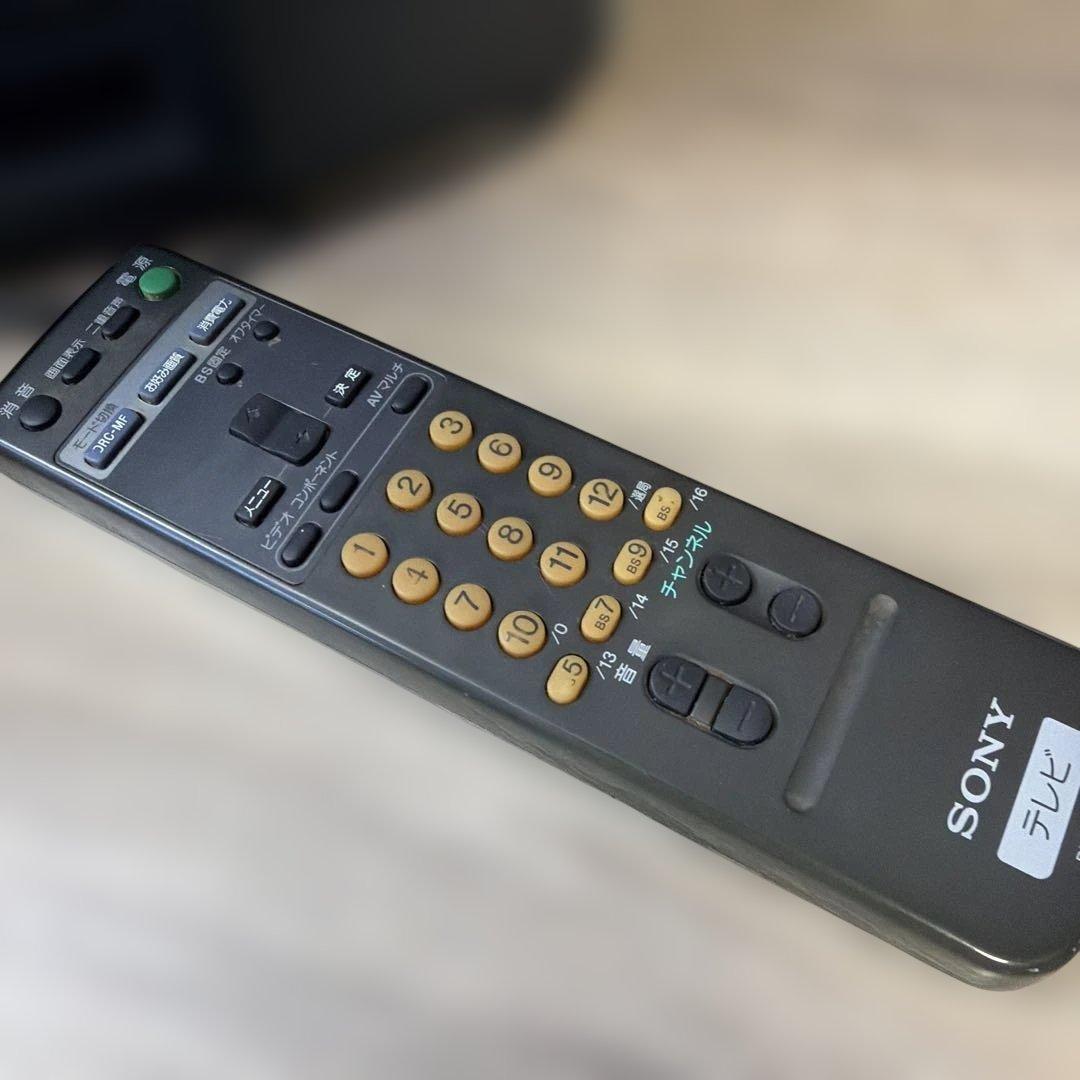 SONY トリニトロン　テレビ　KV-14MF1 2000年製　リモコン付きです