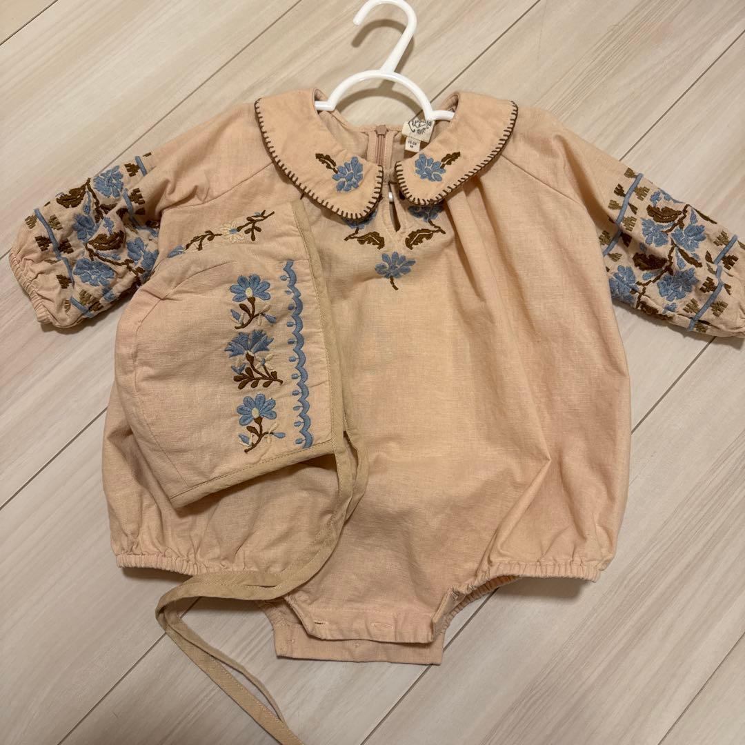 【本日限定お値下げ】apolina ロンパースとボンネットセット