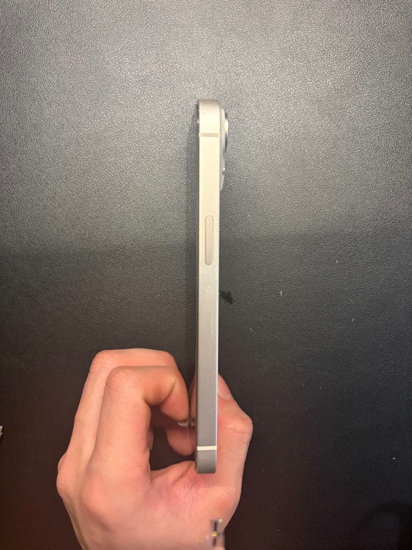 iPhone14 128G ホワイト