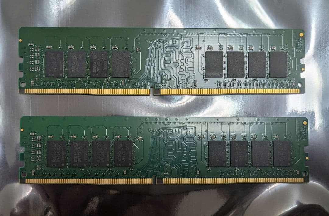 Crucial DDR4 32GB(16GB×2枚)　メモリ