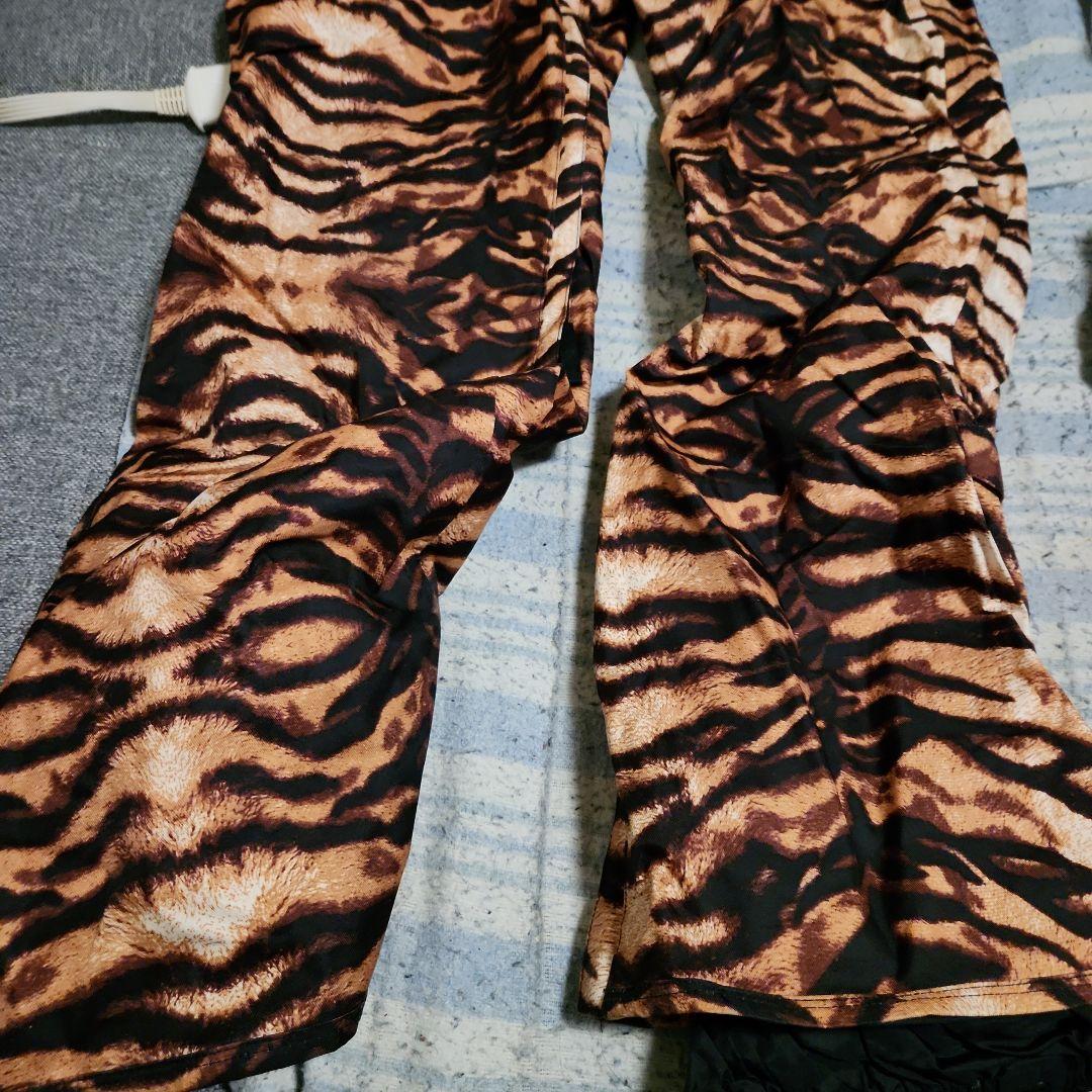 BURTON　トラ柄　スノーボードウェア