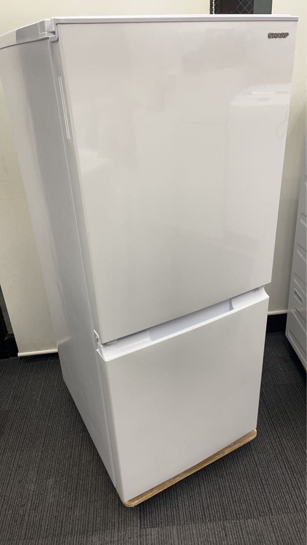 ★中古！SHARP ノンフロン冷凍冷蔵庫 SJ-D15JJ-W 2022年