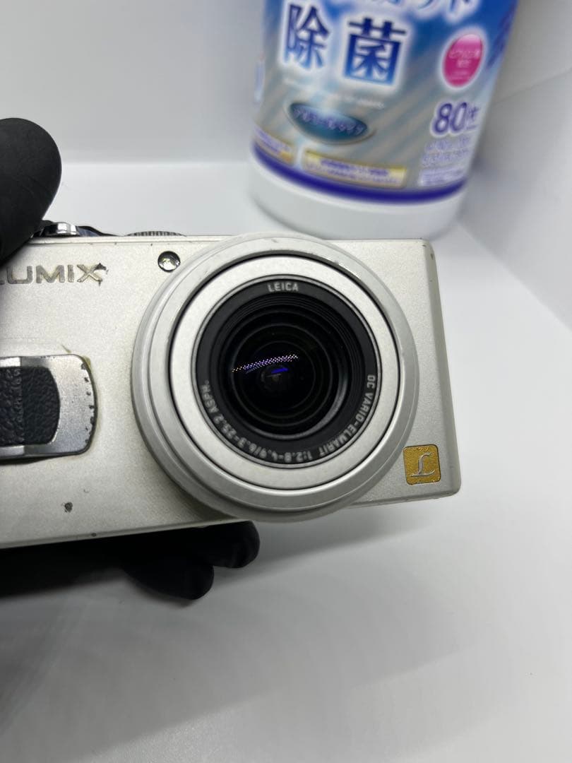 最終値下げPanasonic DMC-LX2 シルバー コンパクトデジタルカメラ