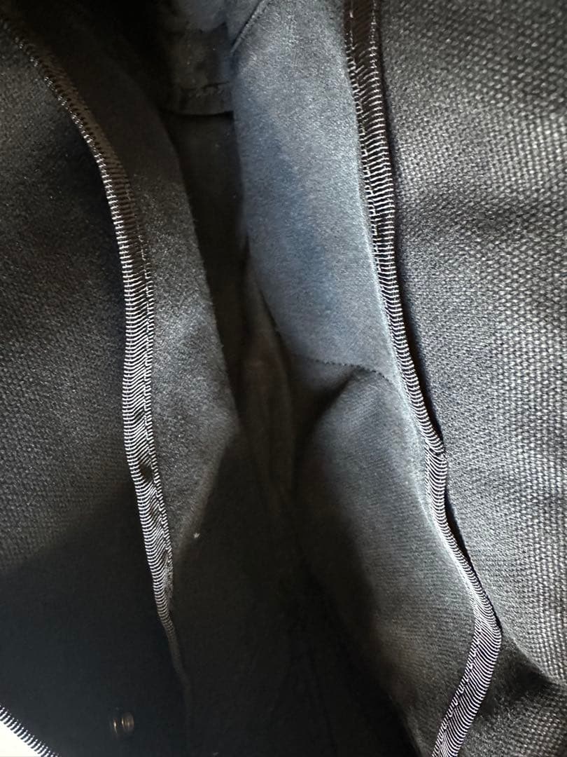 バンナイズ　van nuys ちょっとミリタリーなメッセンジャーバック