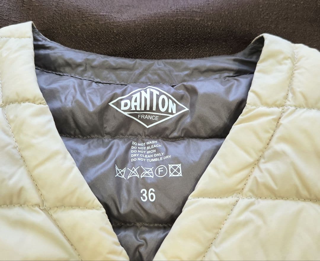 美品 ダントン DANTON◆インナーダウンベスト アイボリー 36 Vネック