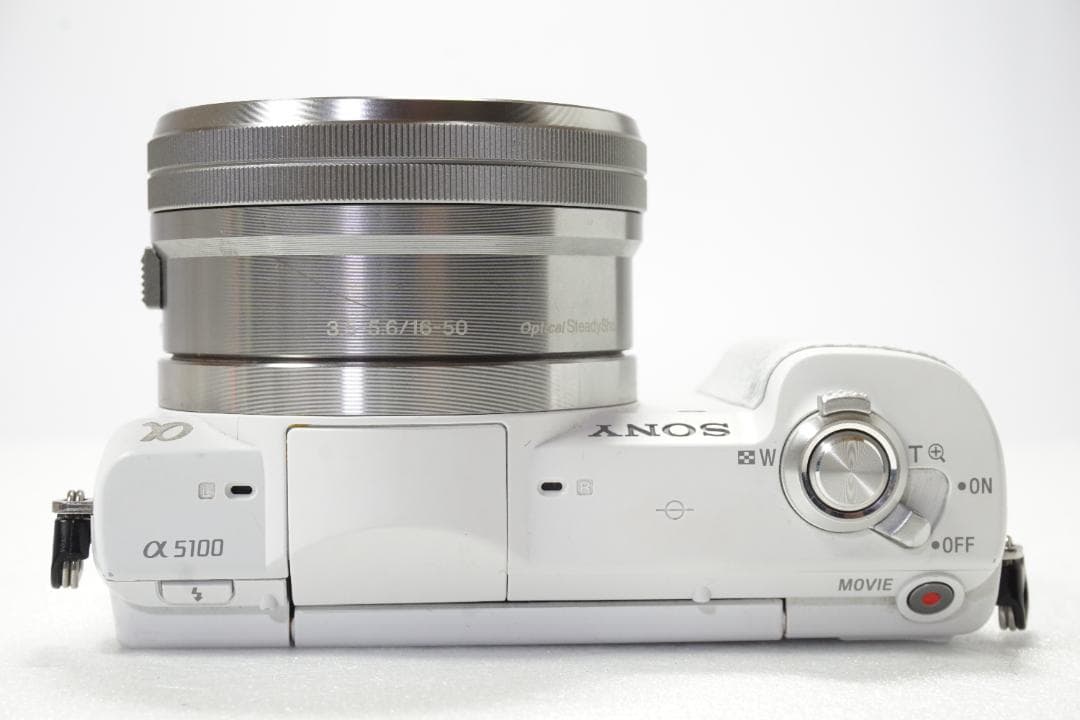 【美品】Sony α5100 ホワイト 4843ショット デジタルカメラ