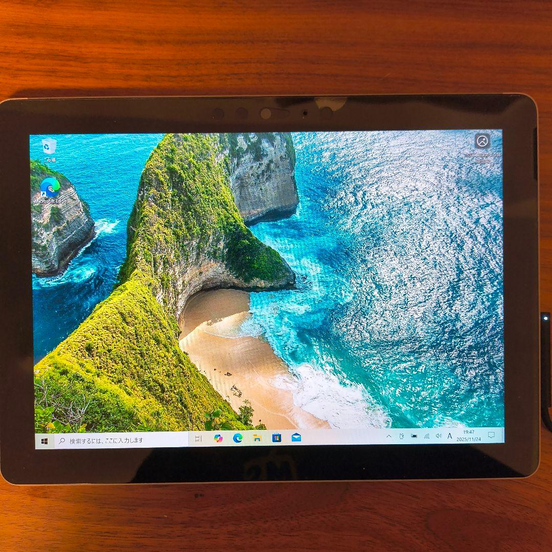 Microsoft Surface GO 10.6インチ　本体　キーボード付き